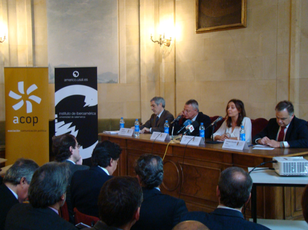 Encuentro ACOP Salamanca. Elecciones en España. Fotografía de ACOP